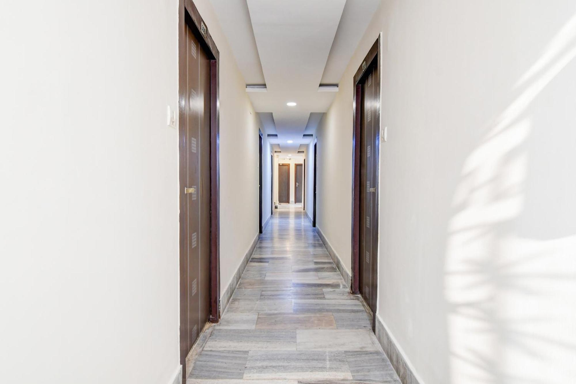 Super Hotel O Sarat Bose Road Formerly Shree Guest House Kolkata Ngoại thất bức ảnh